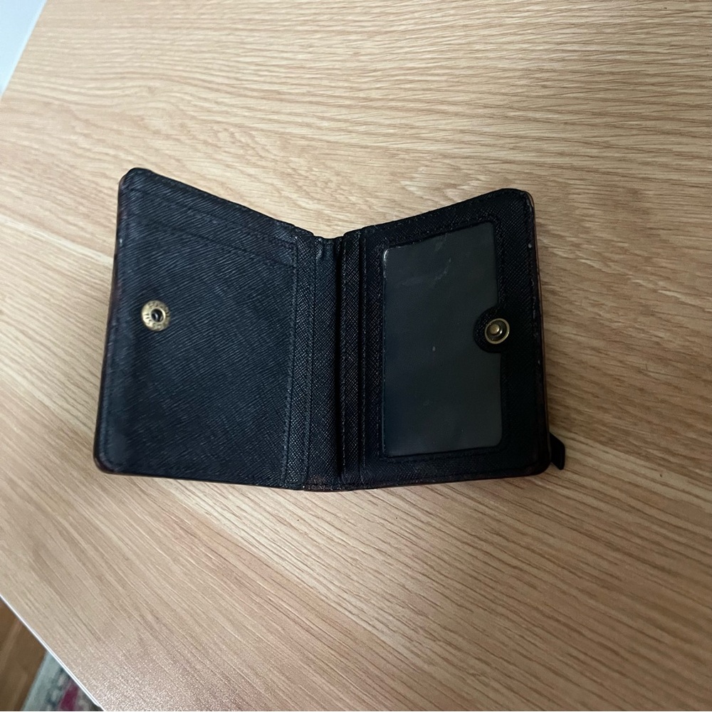 Fossil Spotted Wallet - Picture 5 of 8